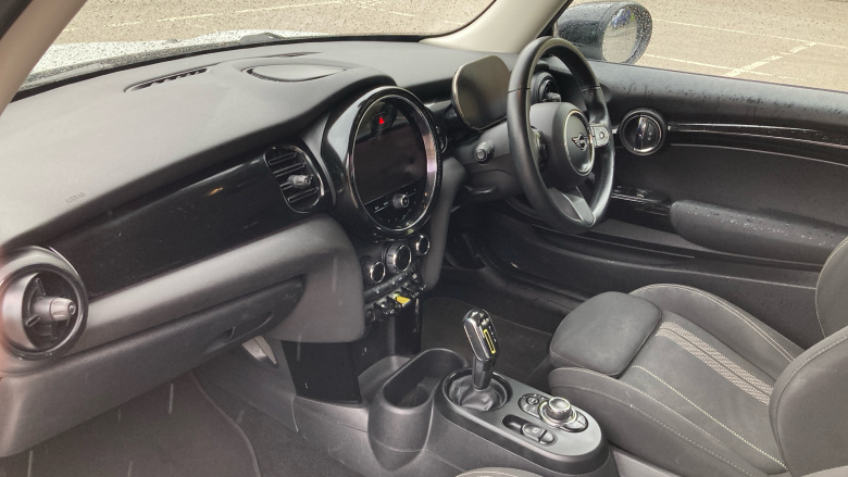 MINI Hatchback 135kW Cooper S Level 1 33kWh 3dr Auto Electric Hatchback